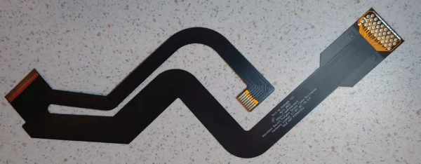Macintosh Backlit Portable (M5126) Screen Flex Cable